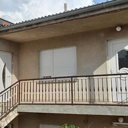 Rio Apartment Senj  Luaran gambar