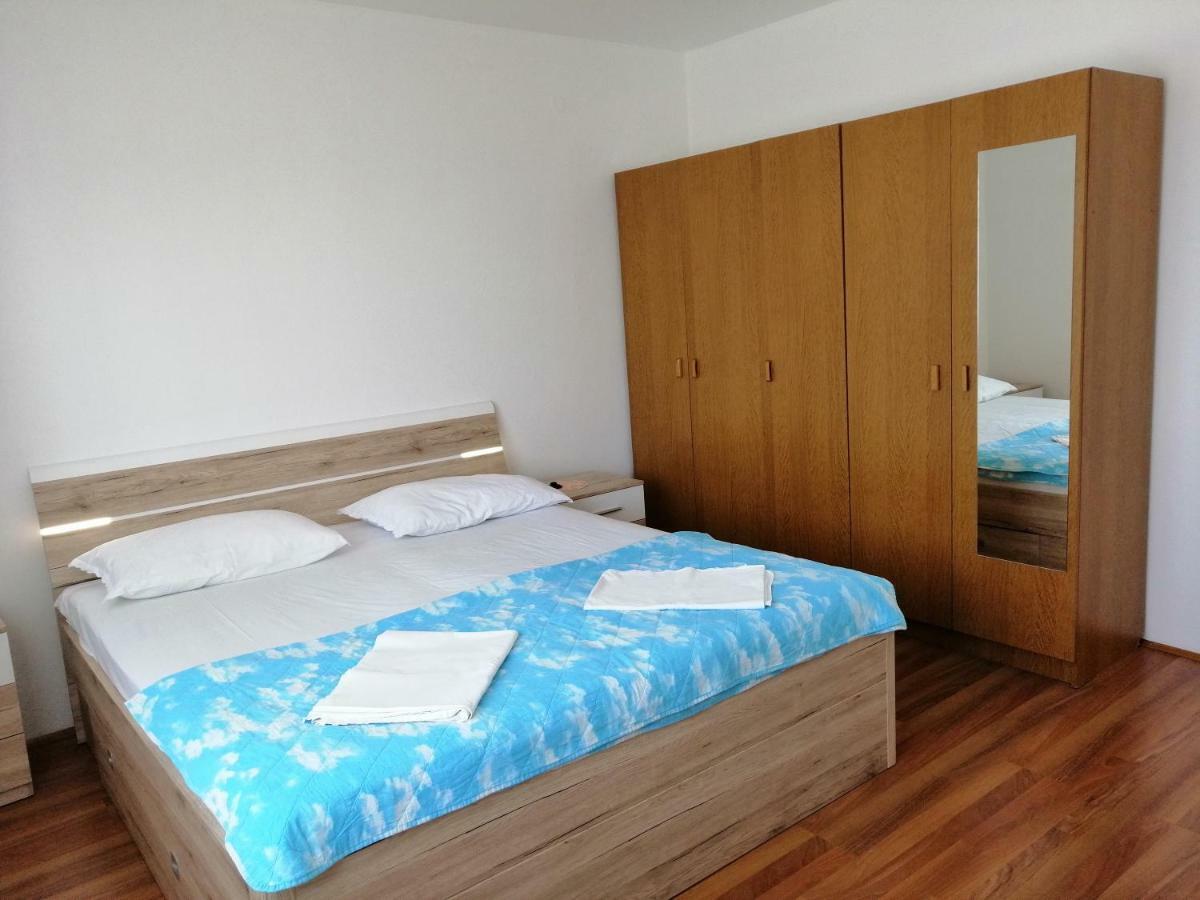Rio Apartment Senj  Luaran gambar